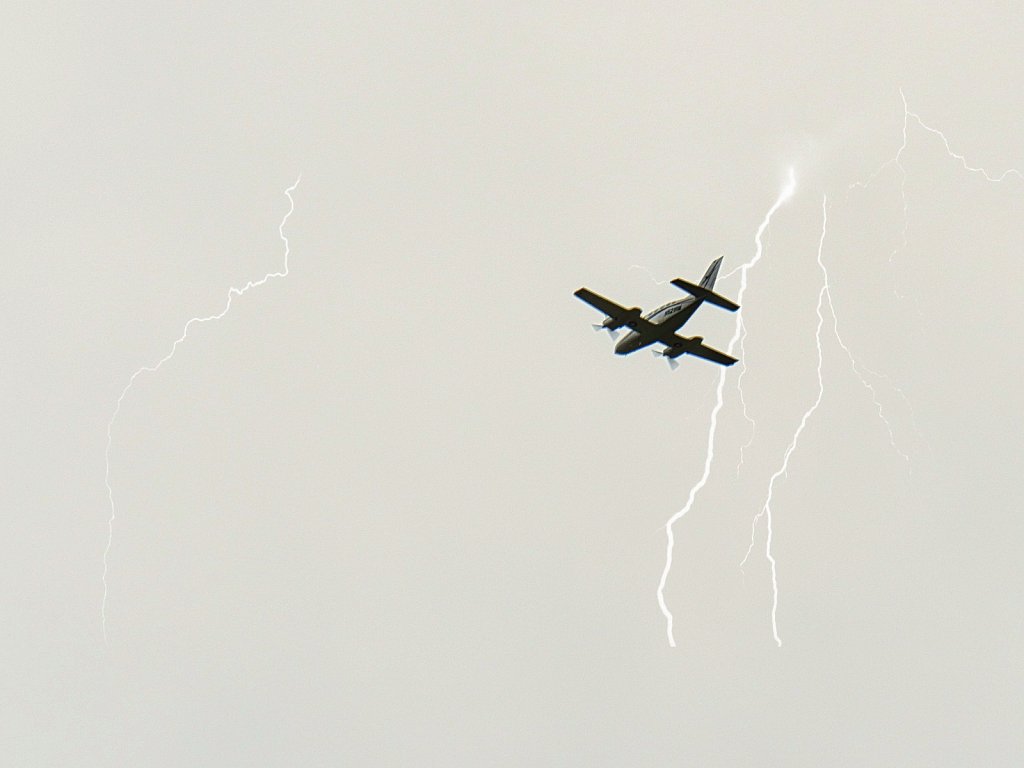 Airplane-Bi-Motor-and-Lightnings.jpeg